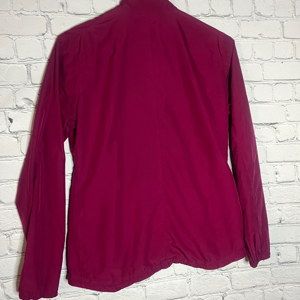 Asics Raspberry Jacket - Picture 3 of 3